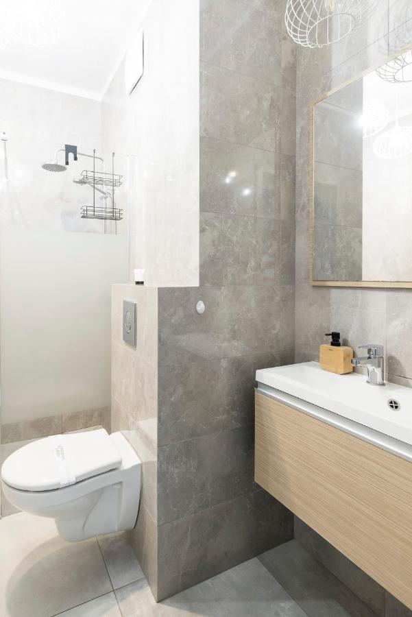 Apartamenty Stare Zoo Zajezdnia Poznań Buitenkant foto