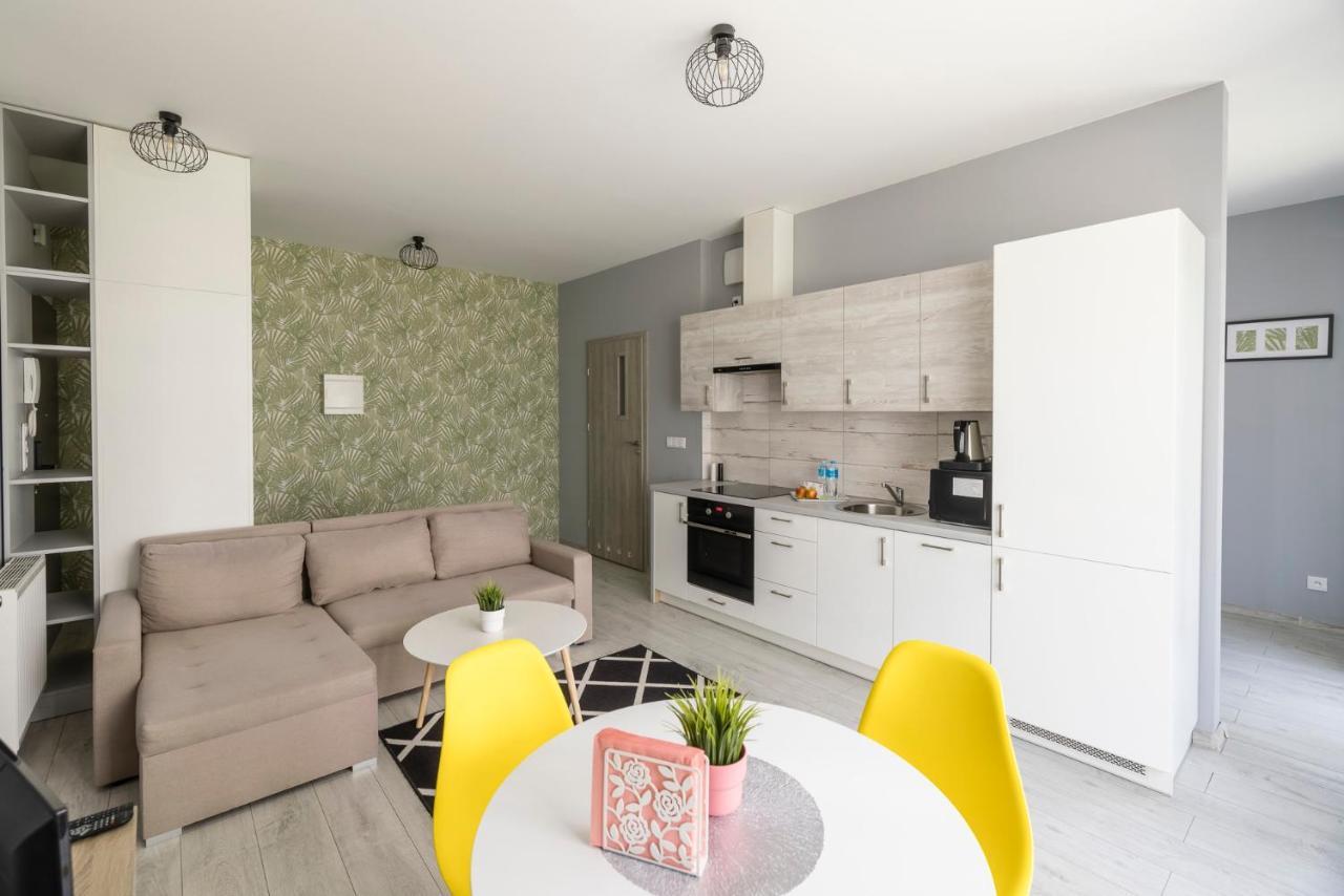 Apartamenty Stare Zoo Zajezdnia Poznań Buitenkant foto