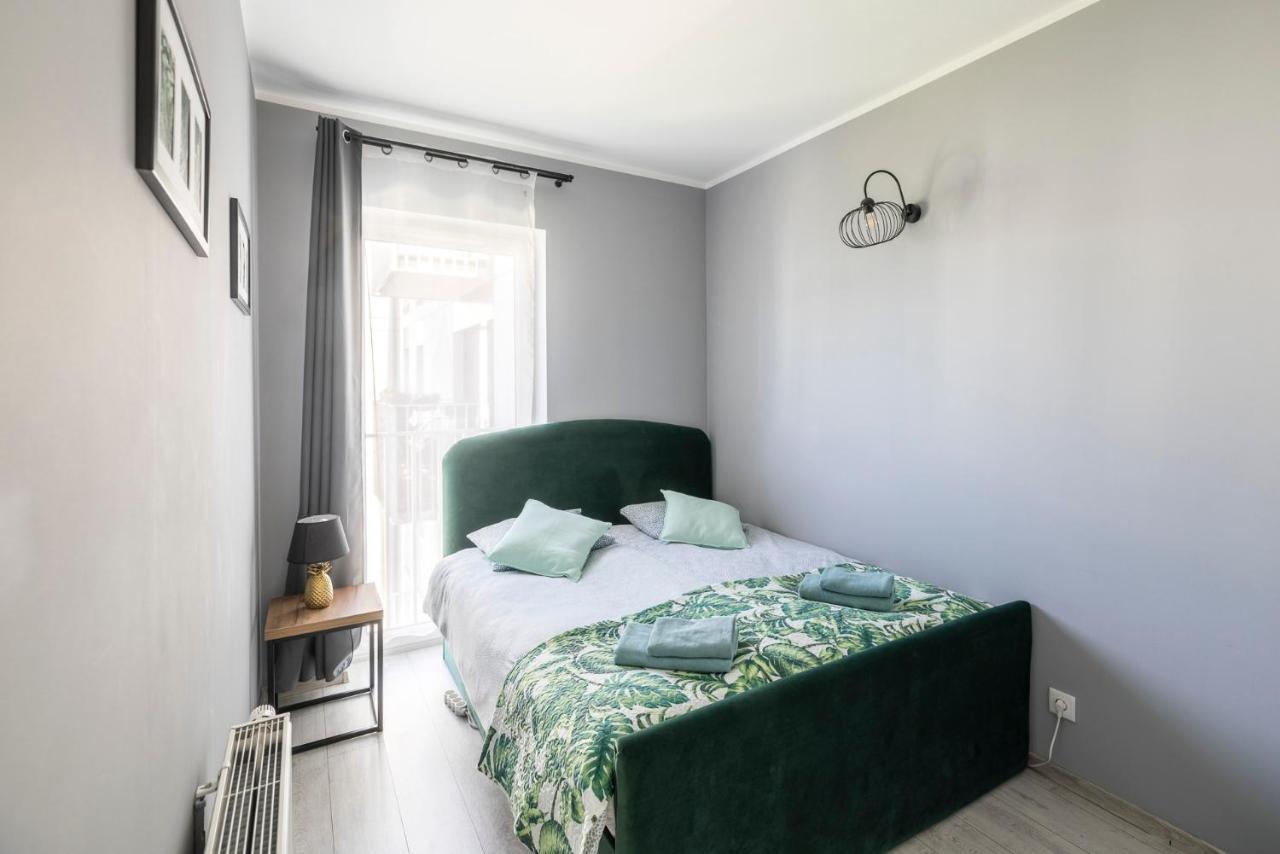 Apartamenty Stare Zoo Zajezdnia Poznań Buitenkant foto
