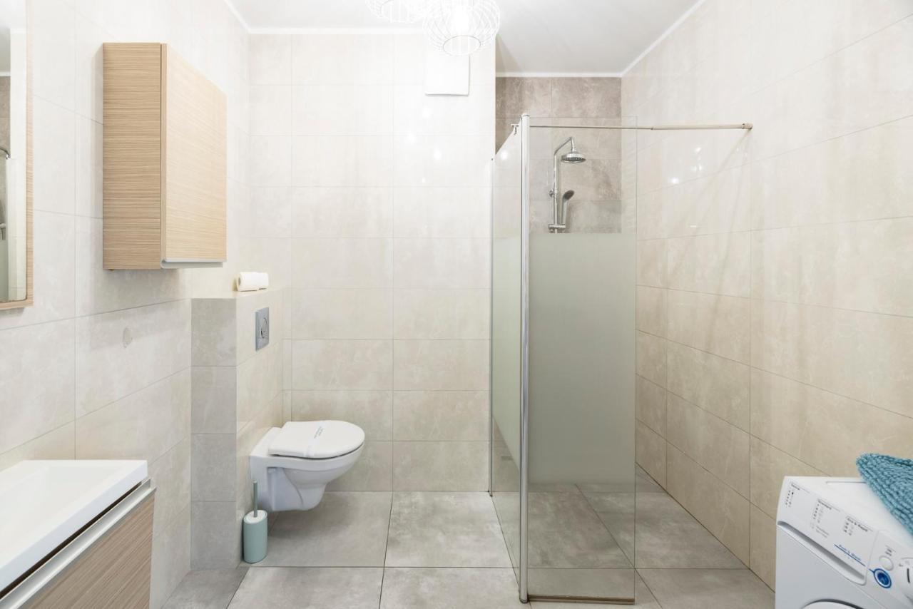 Apartamenty Stare Zoo Zajezdnia Poznań Buitenkant foto