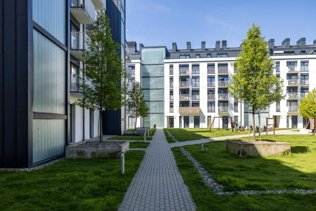 Apartamenty Stare Zoo Zajezdnia Poznań Buitenkant foto