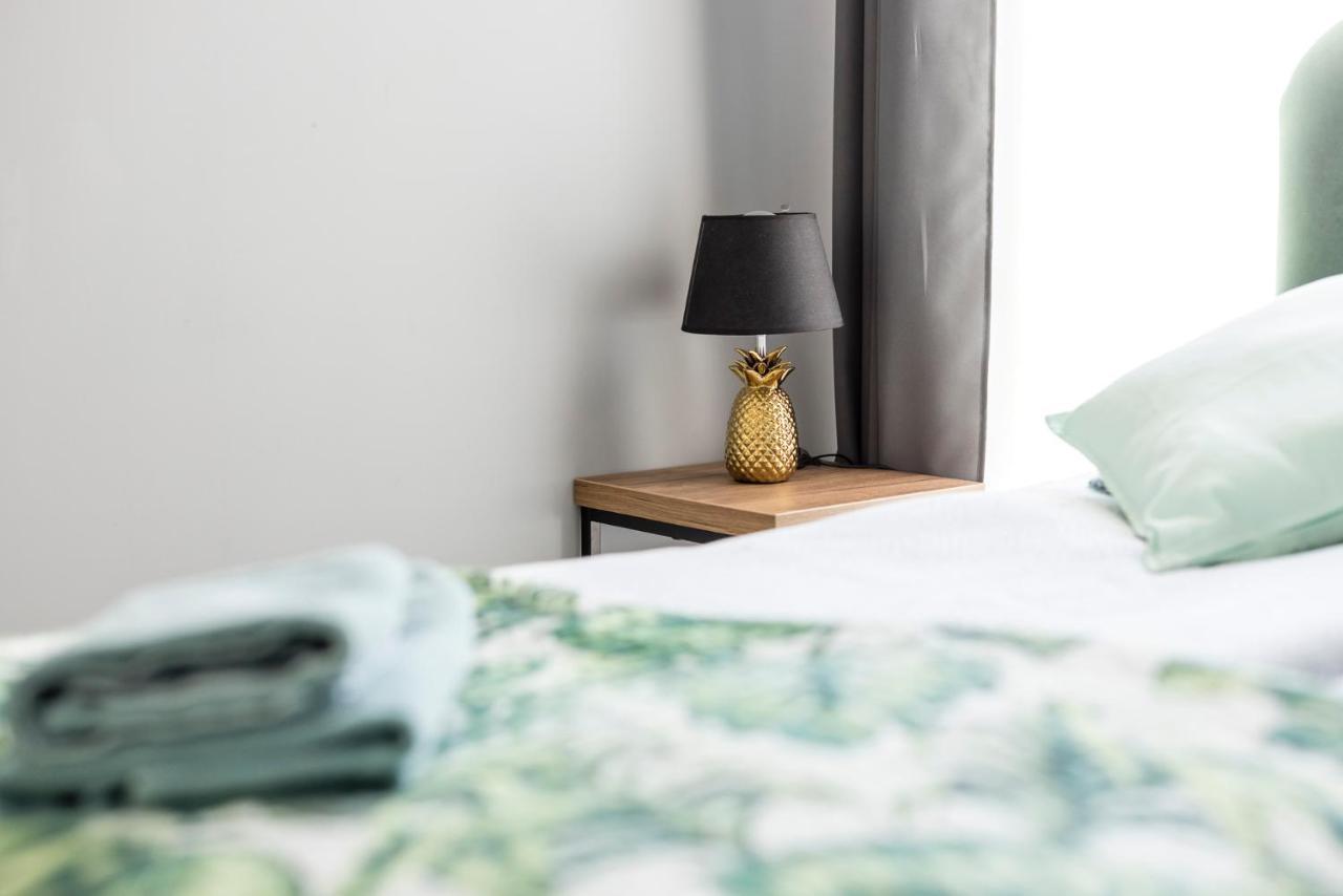 Apartamenty Stare Zoo Zajezdnia Poznań Buitenkant foto